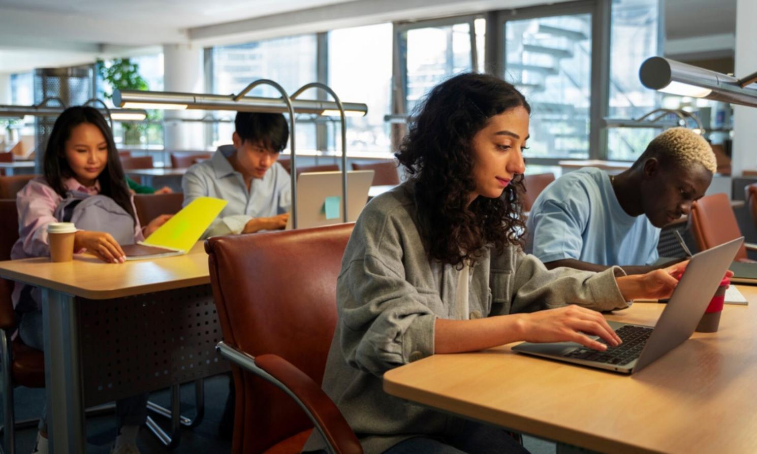 Environnement d'apprentissage avec documentation financière